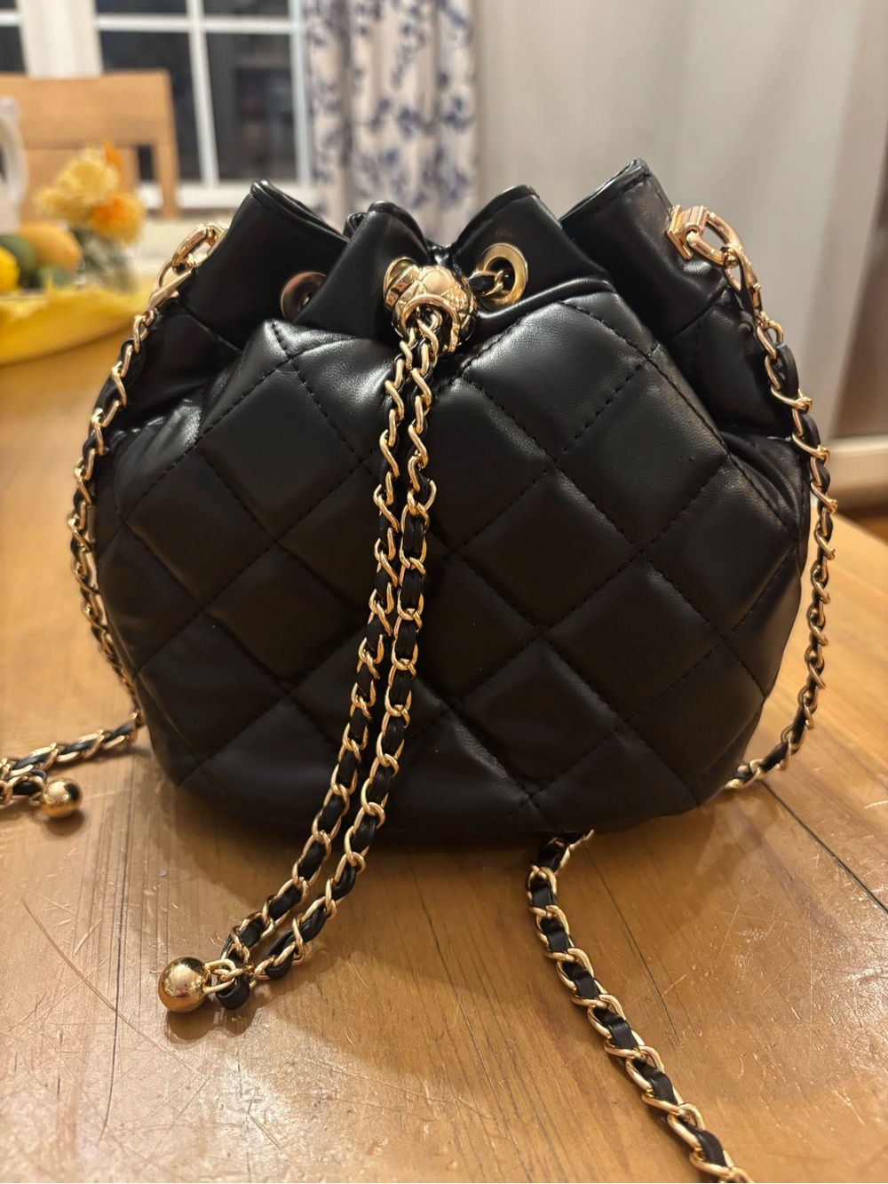 Black Quilted Drawstring Chain Shoulder Bag - Unbranded
